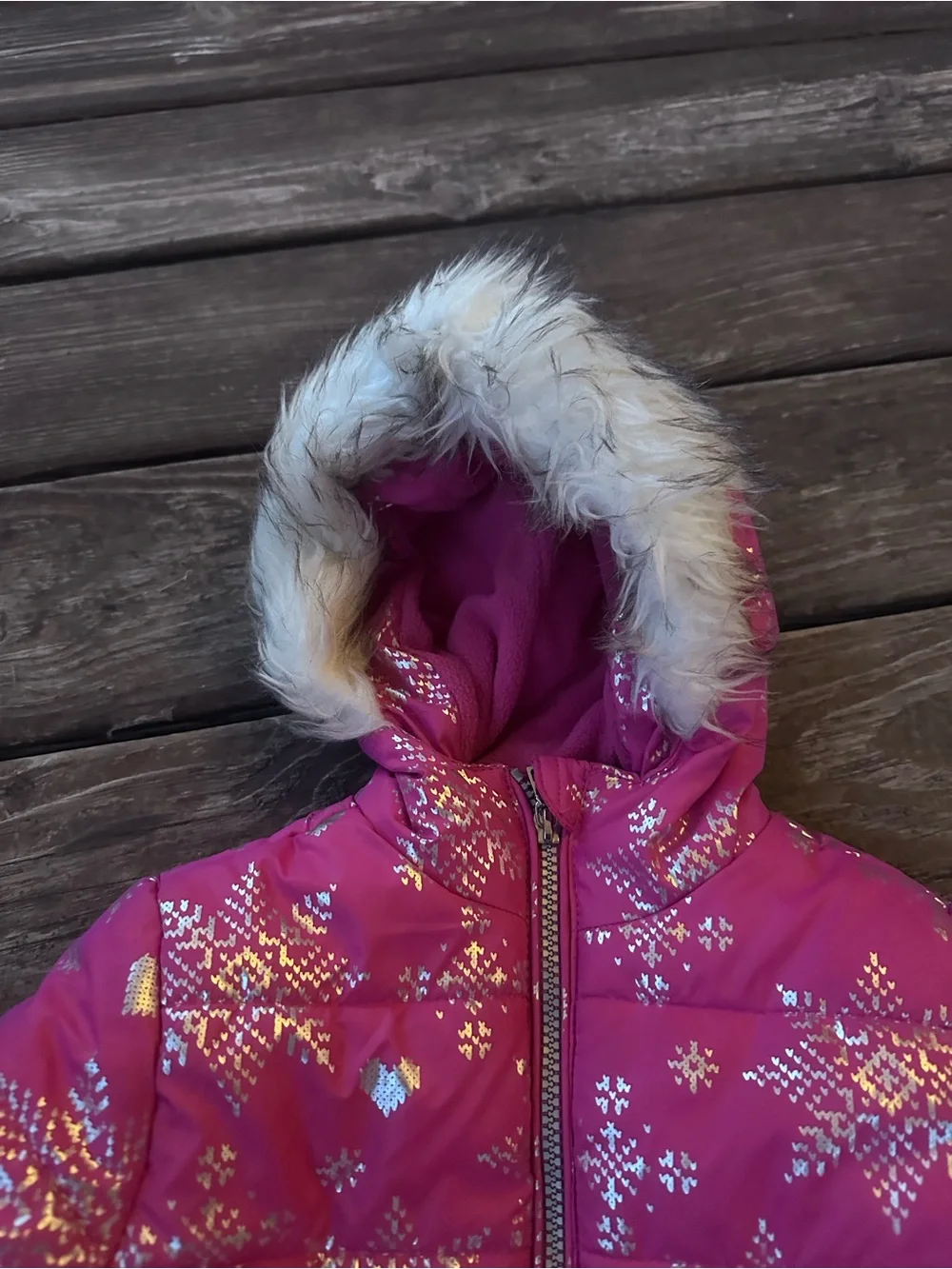 Arctic Quest Pink Snowflake-Print Puffer Jacket with Faux Fur Hood